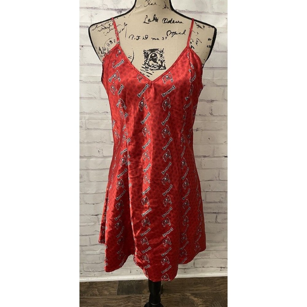 NFL For Her Tampa Bay Buccaneers Red Chemise Gown Neglige Size XL